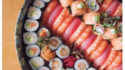 Kinoko sushi platters